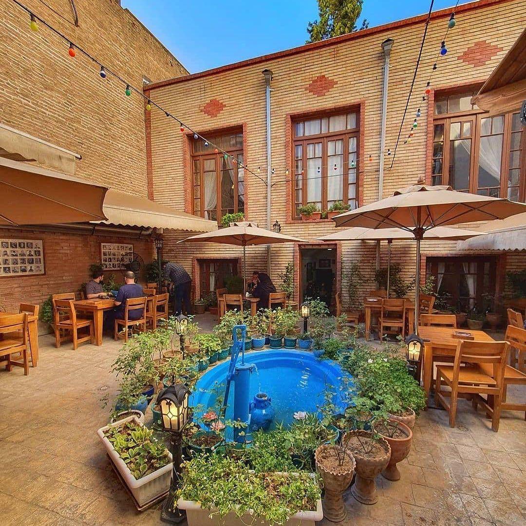 کافه کتاب دارالخلافه