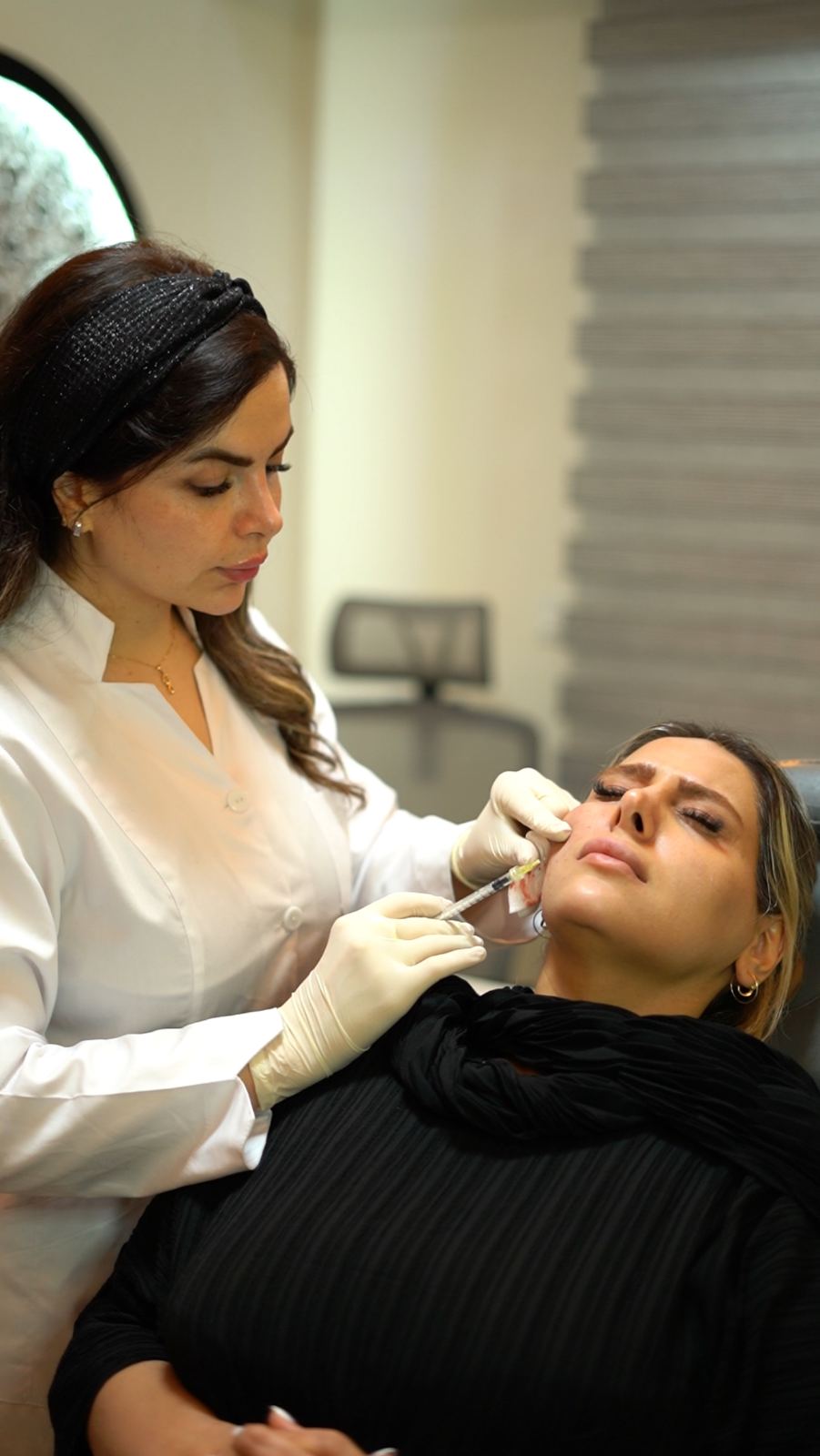 کلینیک پزشکی و زیبایی آریاناز/پونک