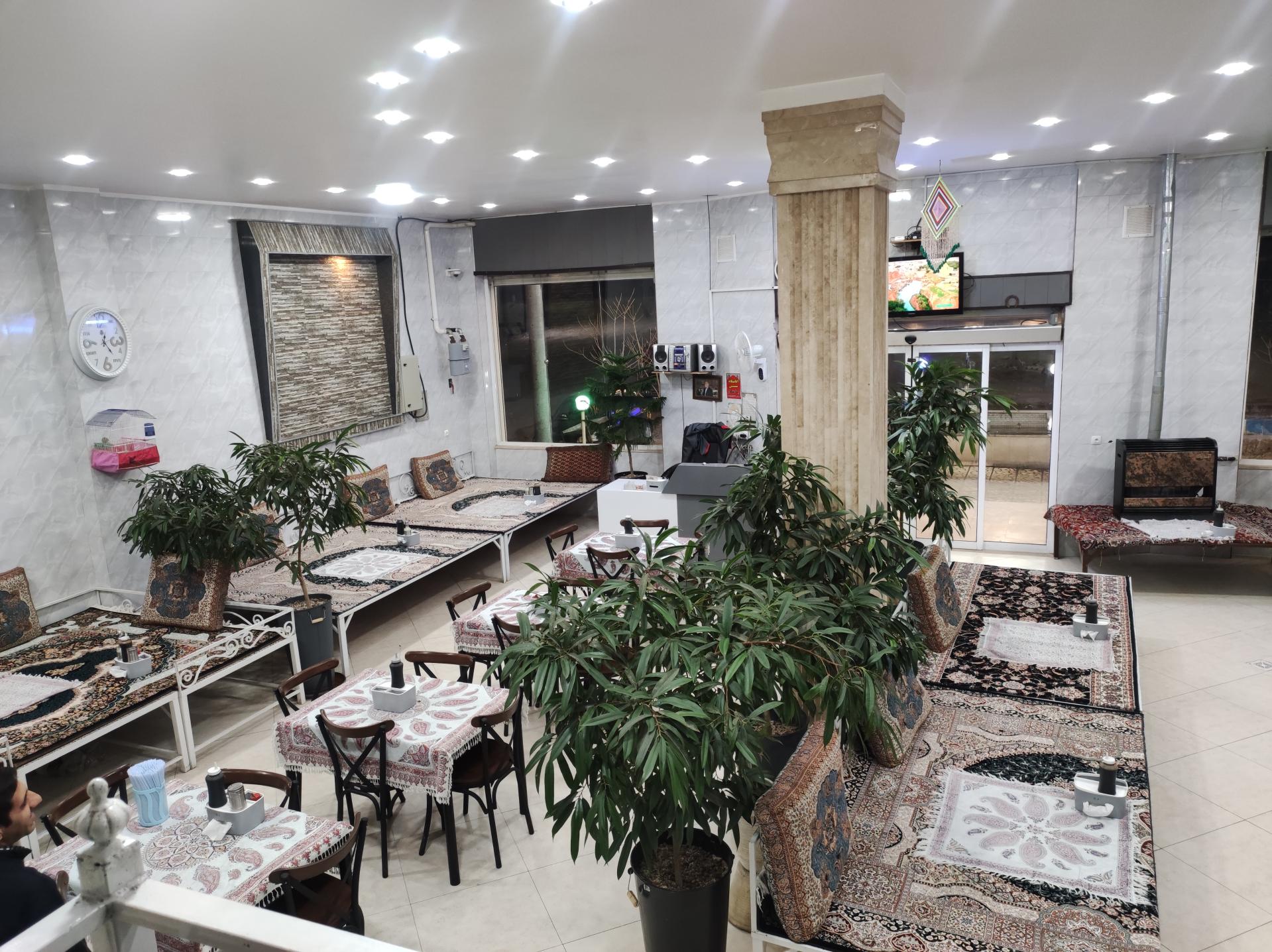 رستوران خان سالار
