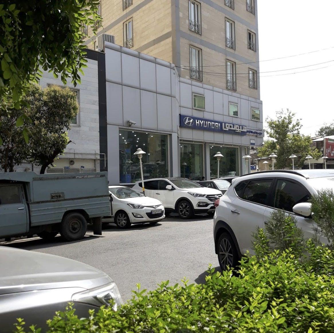 نمایندگی و تعمیرگاه هیوندای آسان موتور فراهانی در پاسداران - کد 218