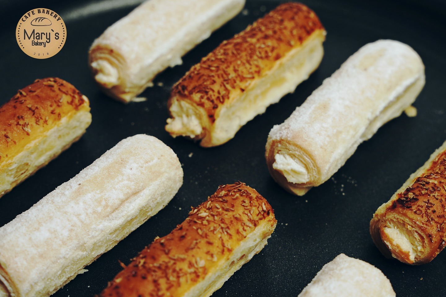 نان‌ و شیرینی‌ ماری