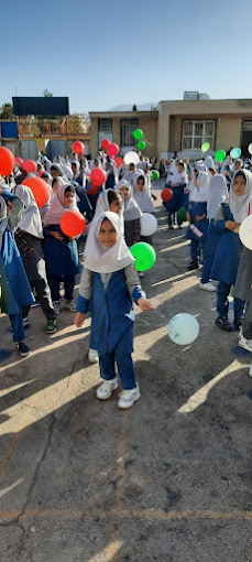 مدرسه ابتدایی حاج مکتبی