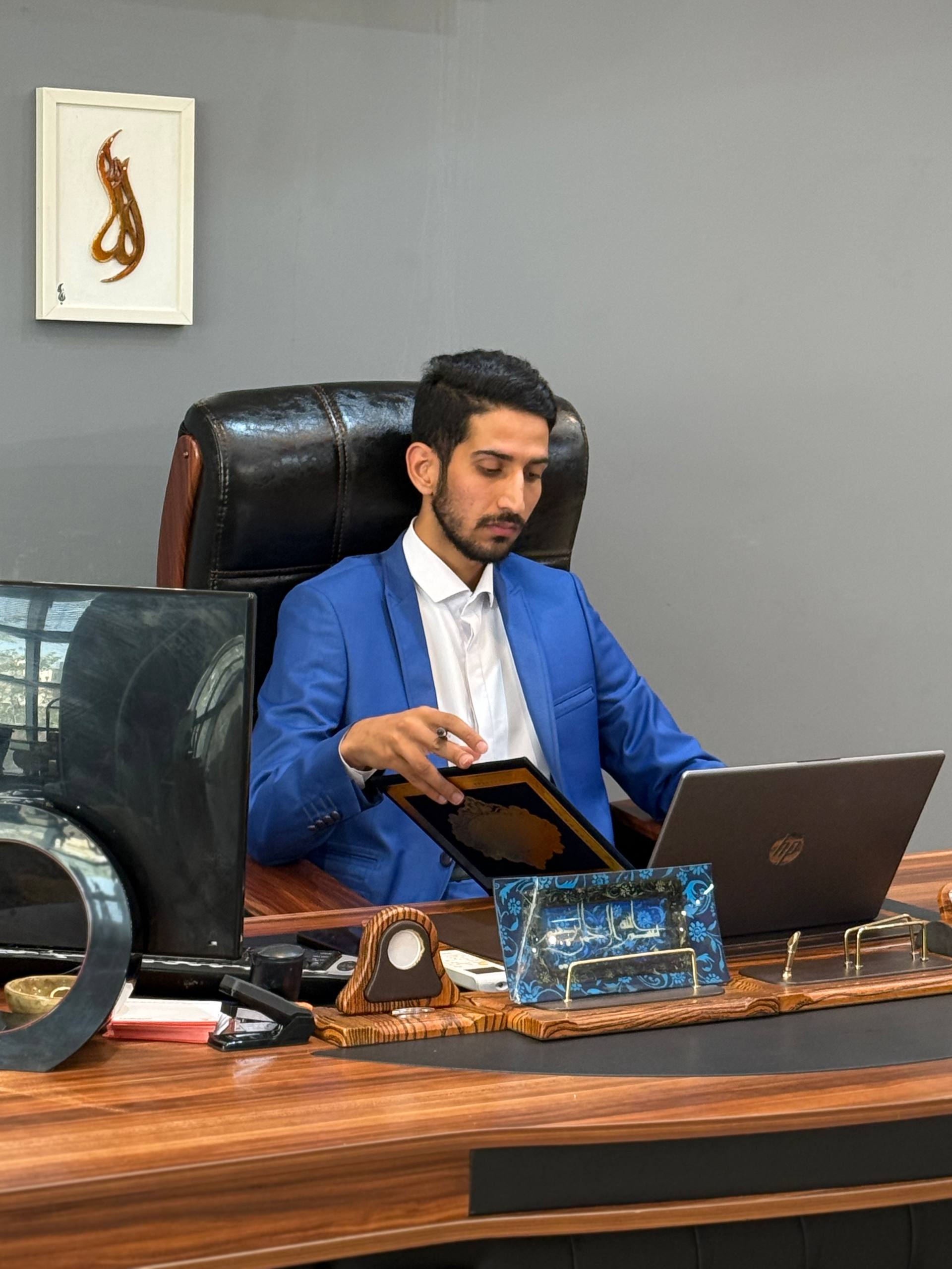 وکیل یاشار عباسی هروی