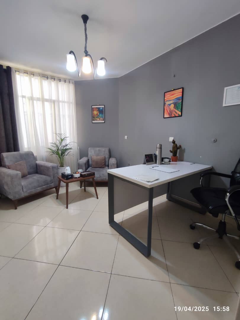 دکتر سمیرا پوراکبرسجادی روان درمانگر