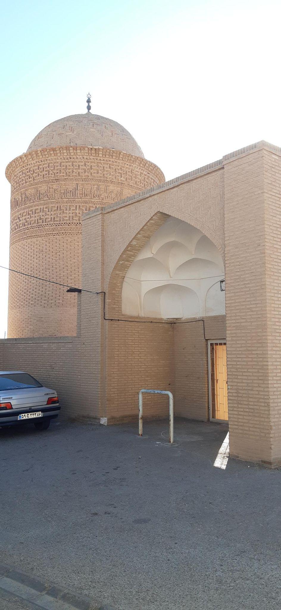 گنبد پیر علمدار