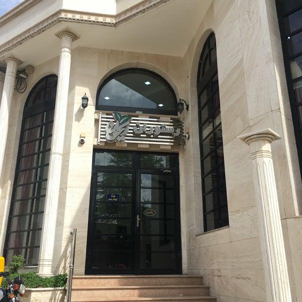 رستوران ریحون