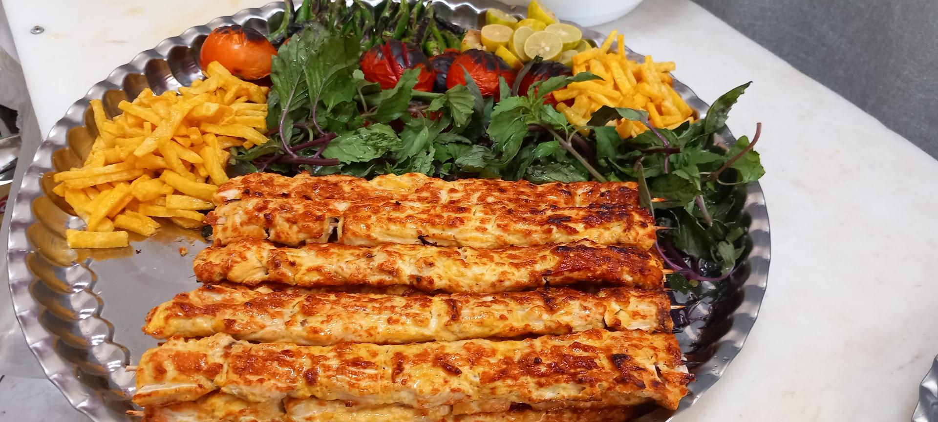 غذاخوری اصغر