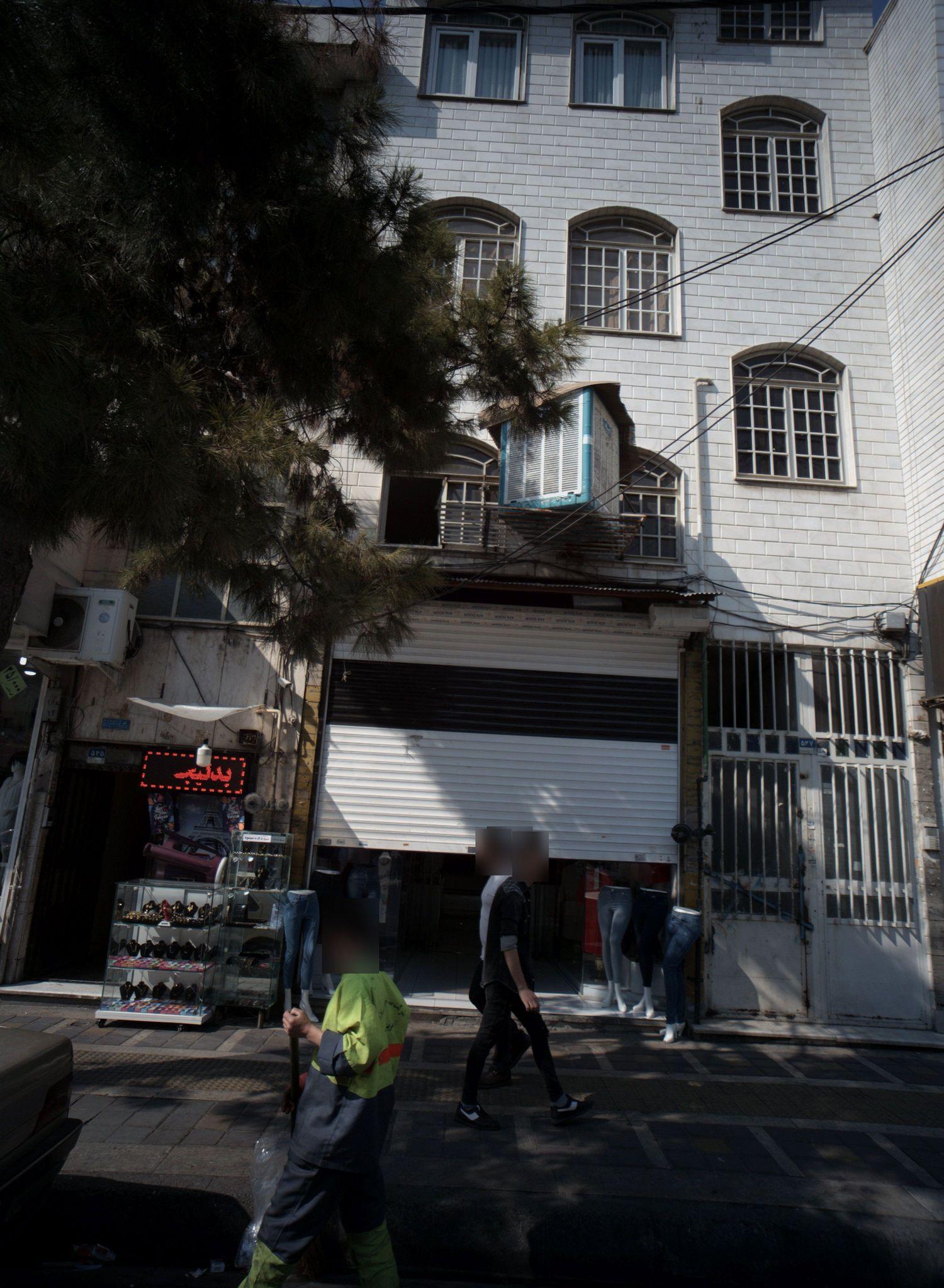 لباس مردانه فروشی