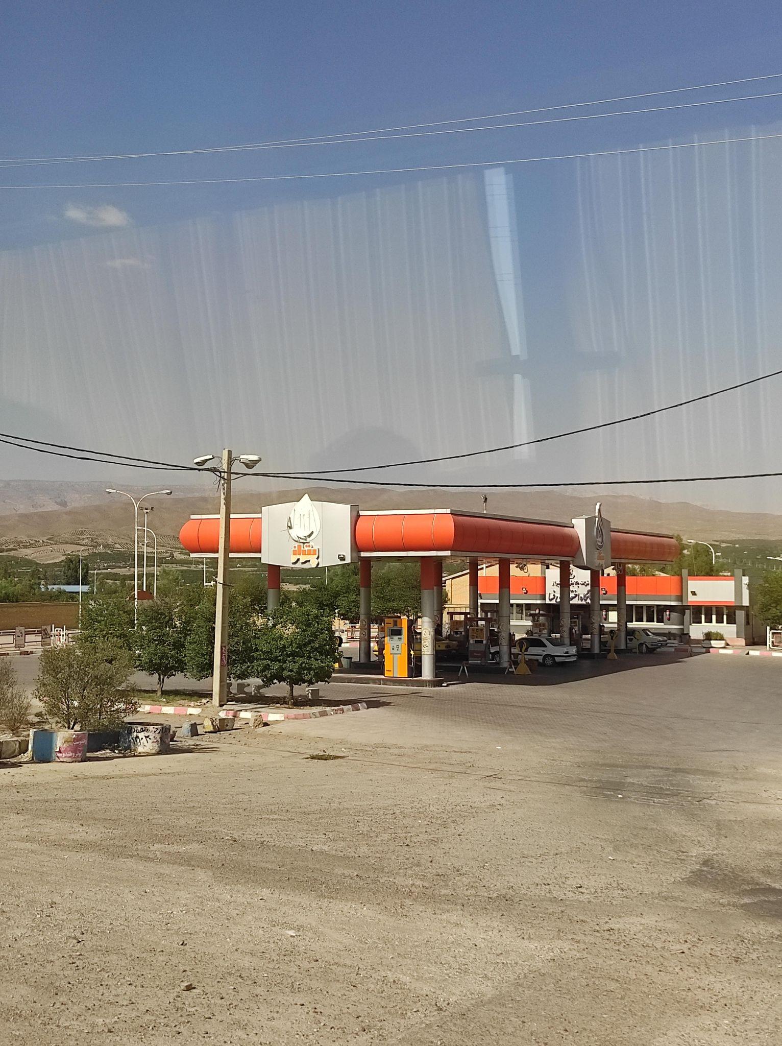 پمپ بنزین فسا