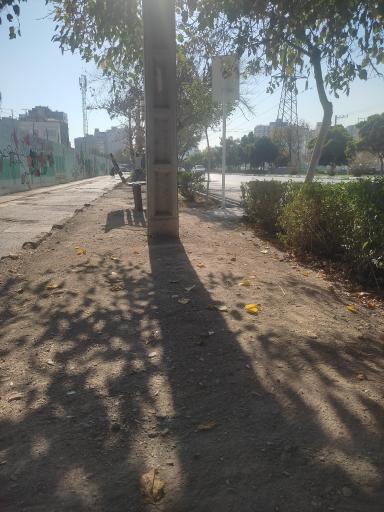 ایستگاه اتوبوس جانباز 13
