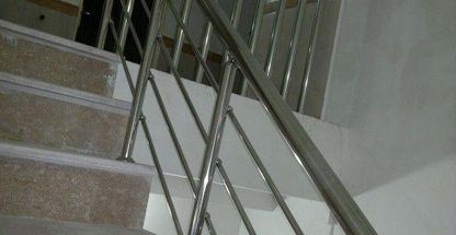 نرده استیل و آلومینیومی 