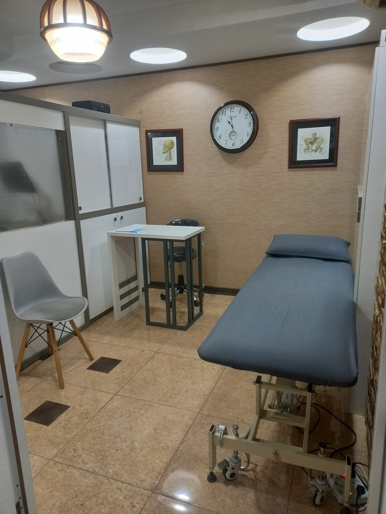 مرکز فیزیوتراپی تخصصی حکمت نوین