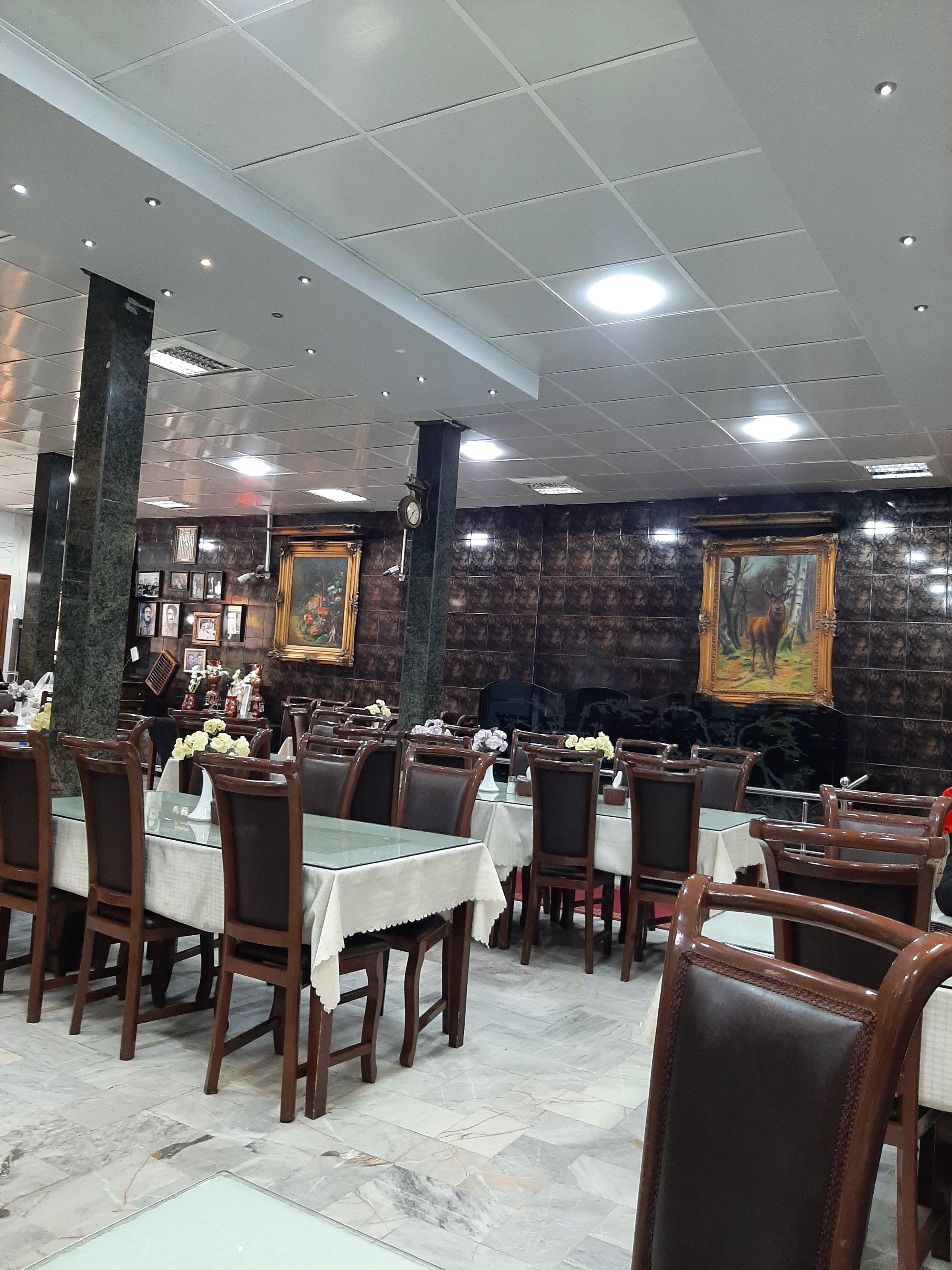 چلوکبابی یاس