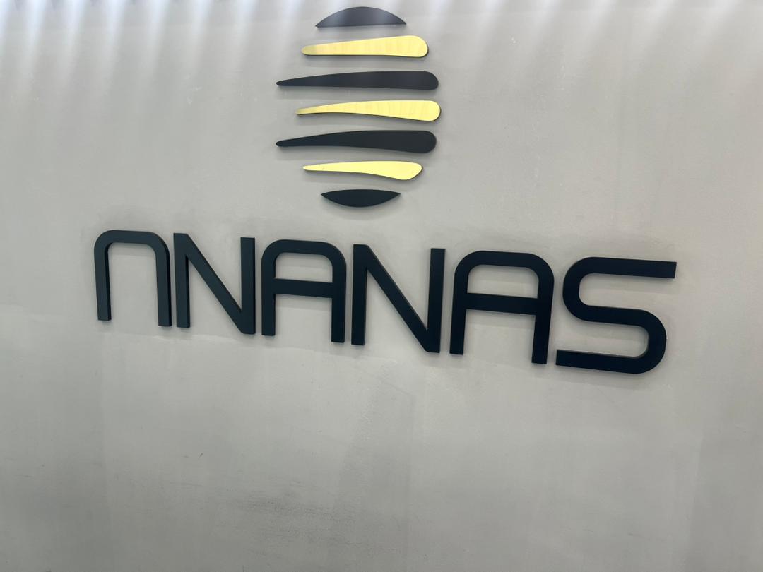 آژانس املاک آناناس سعادت آباد