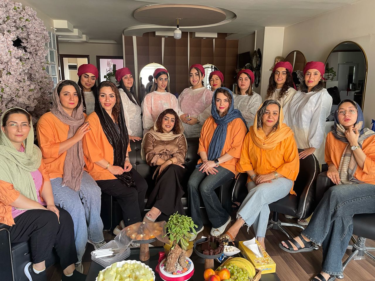 سالن زیبایی و آکادمی سوفیا ترک جزی