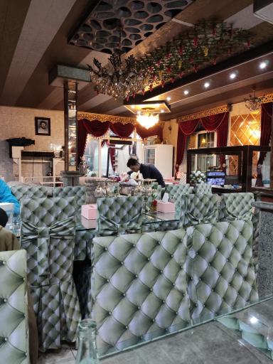 هتل و رستوران المهدی almahdi hotel and resturant
