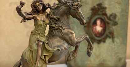 گالری رز طلایی