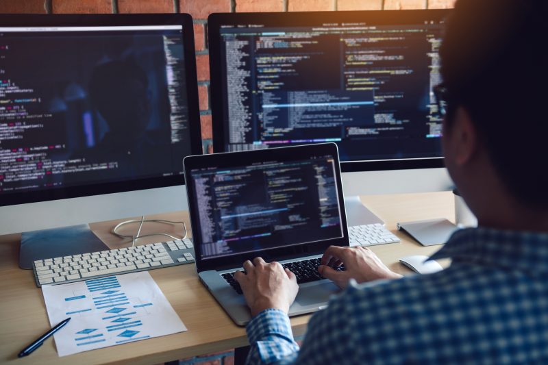 خدمات کامپیوتری اکسین