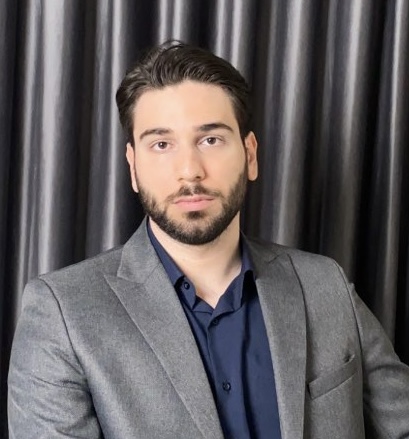 وکیل دادگستری رضا حسینی