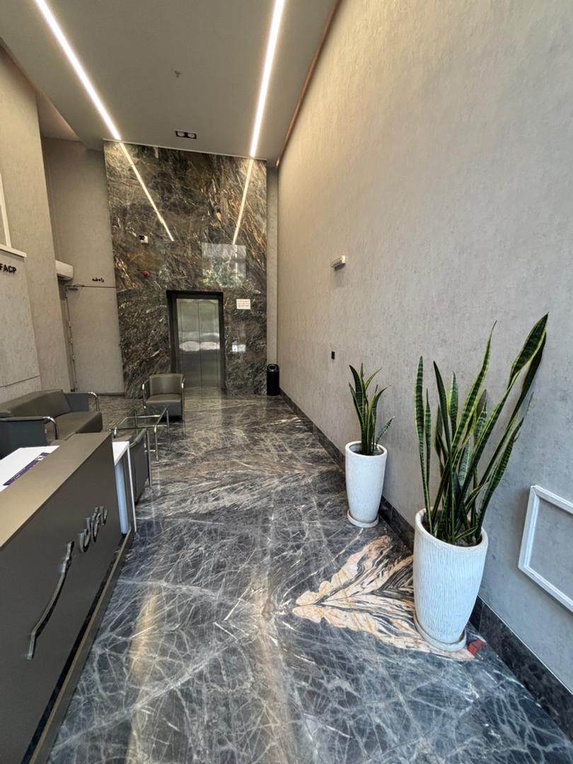 متخصص ریشه دندان دکتر رضا یوزباشی زاده