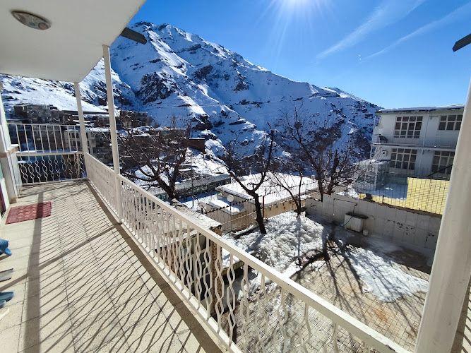 زائر سرای آبشار