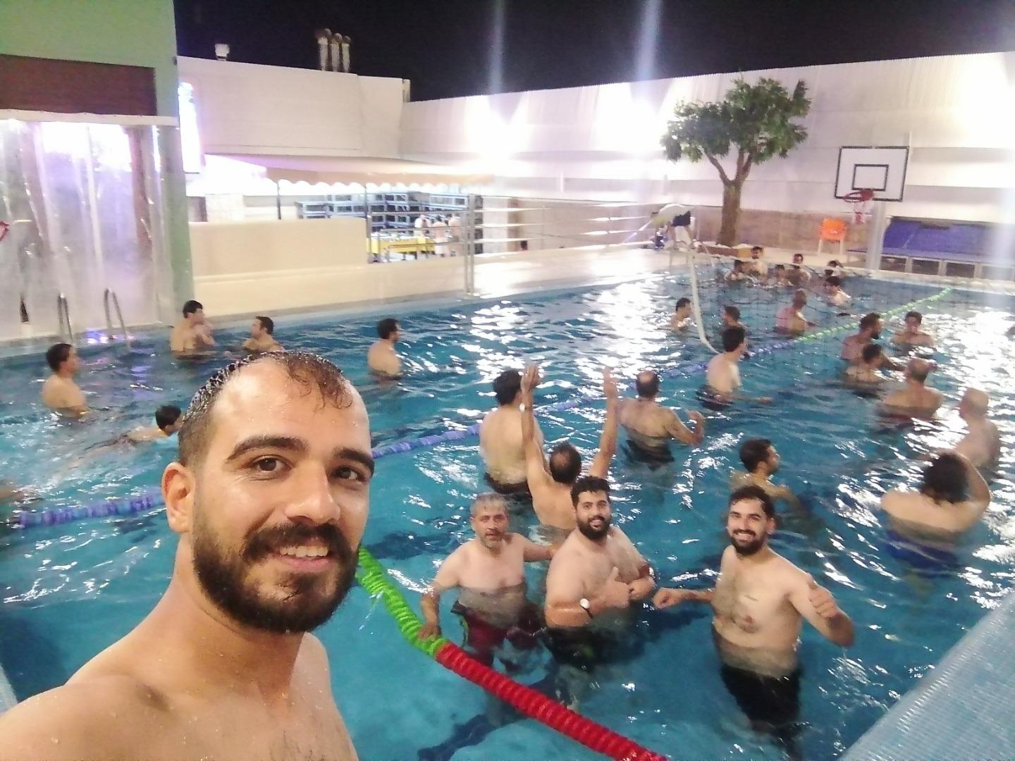 استخر سرپوشیده شهید حاتمی