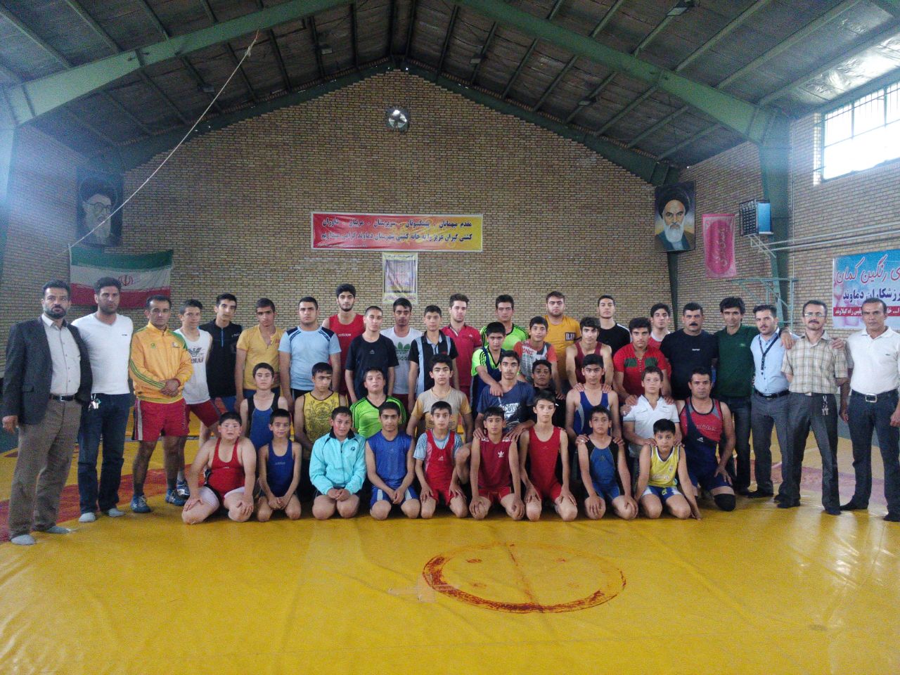 خانه کشتی و زورخانه پرديس