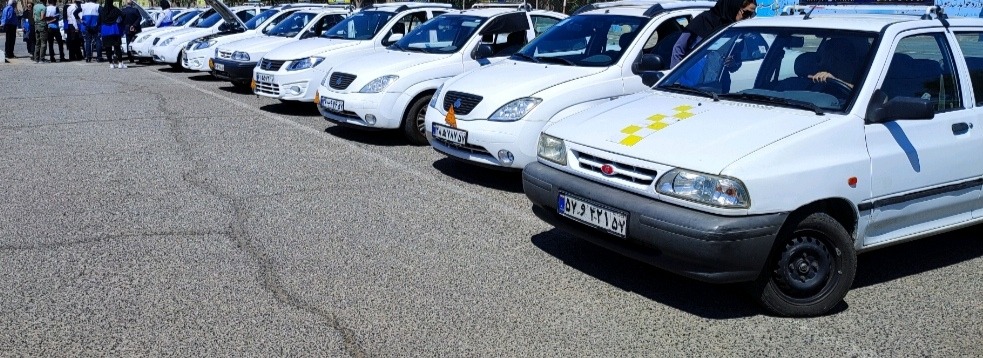 تعلیم رانندگی آموزشگاه جوان