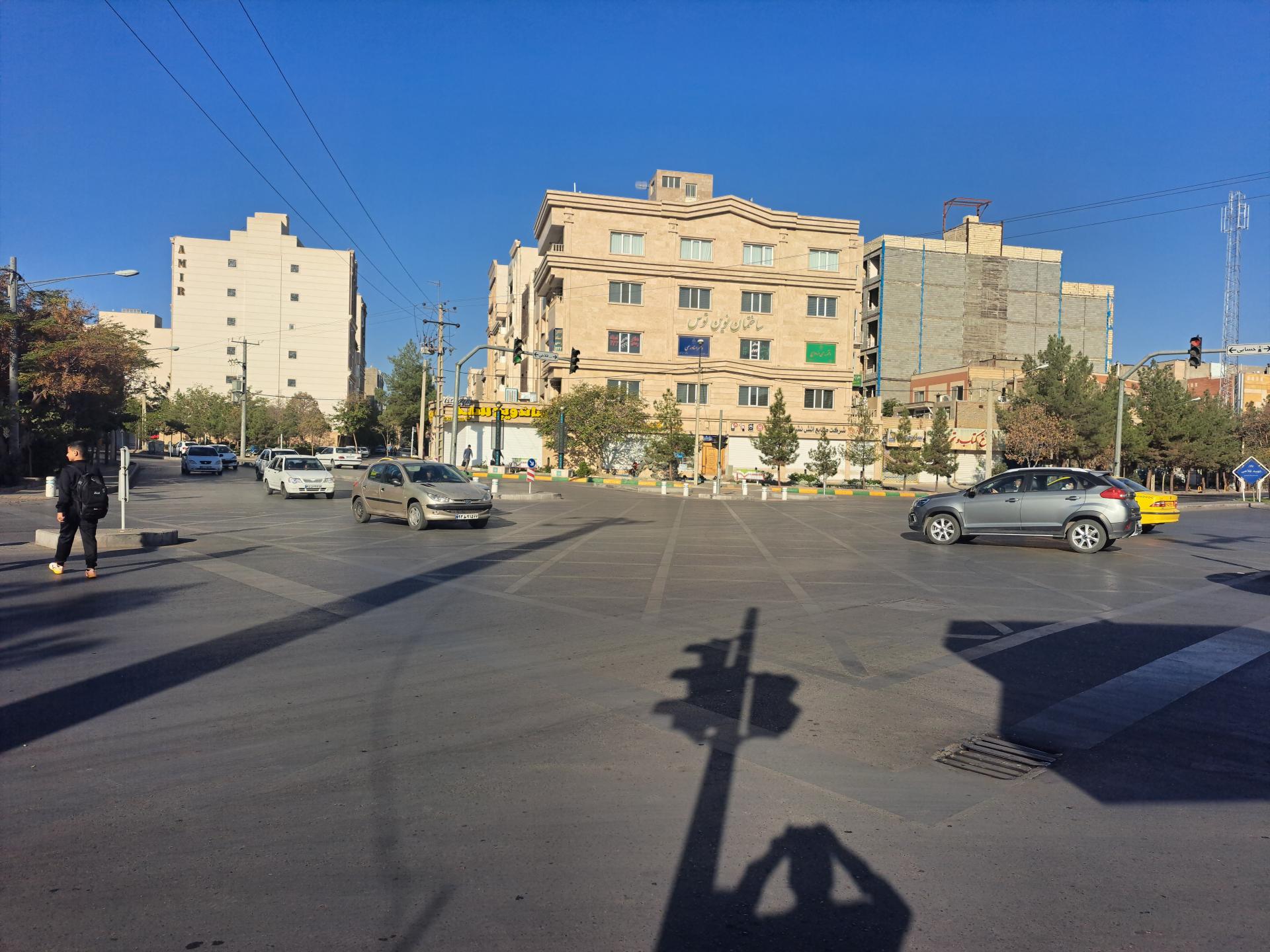 ایستگاه اتوبوس چهارراه رستگاری