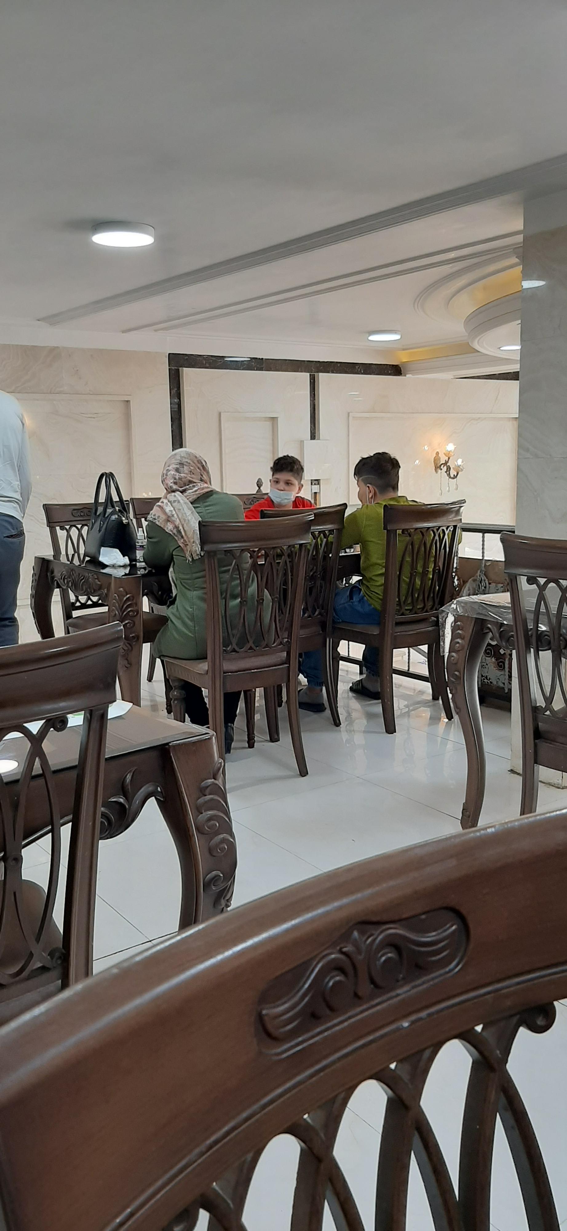 رستوران شاطر مصطفی