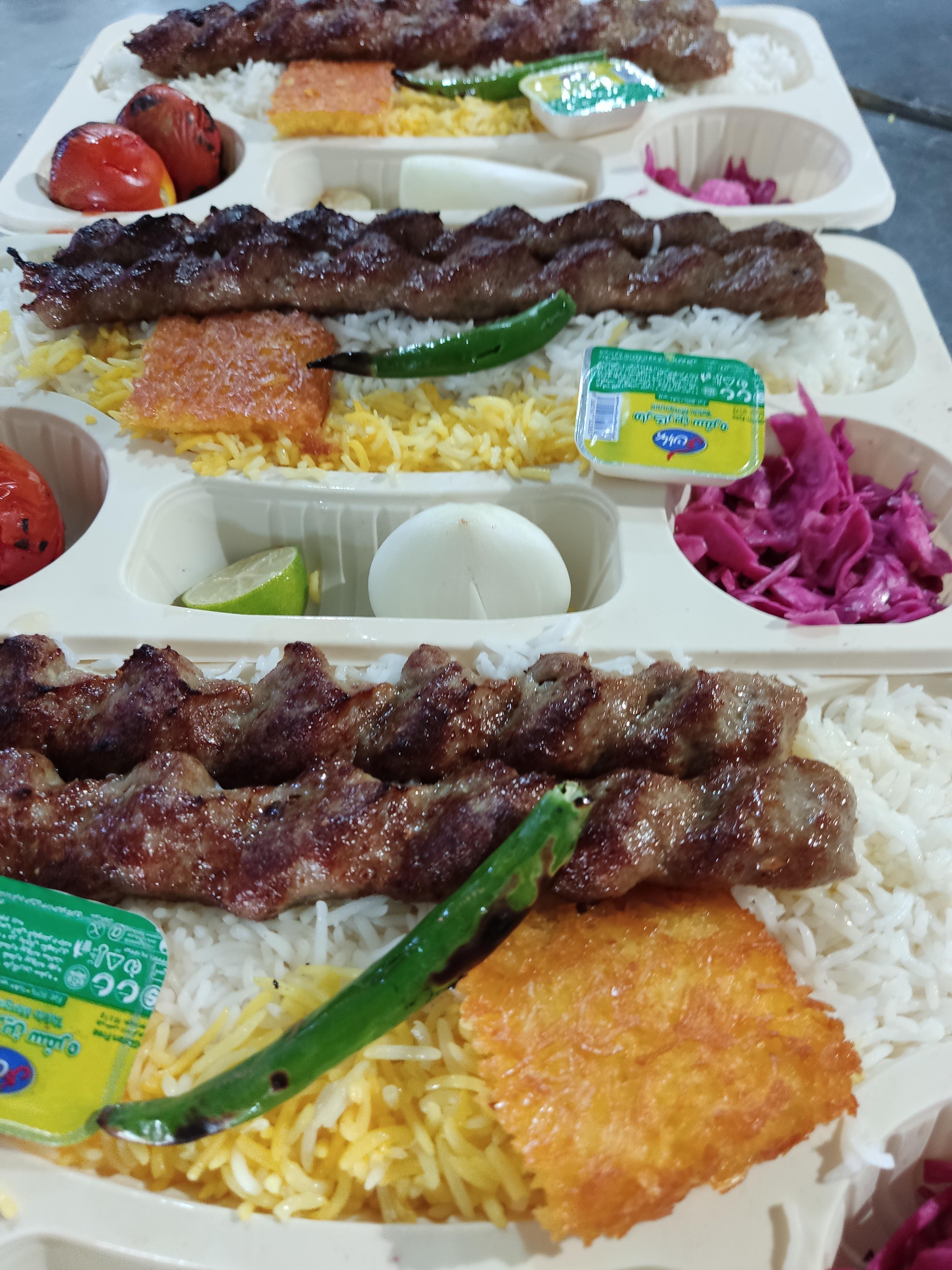 رستوران ترنج