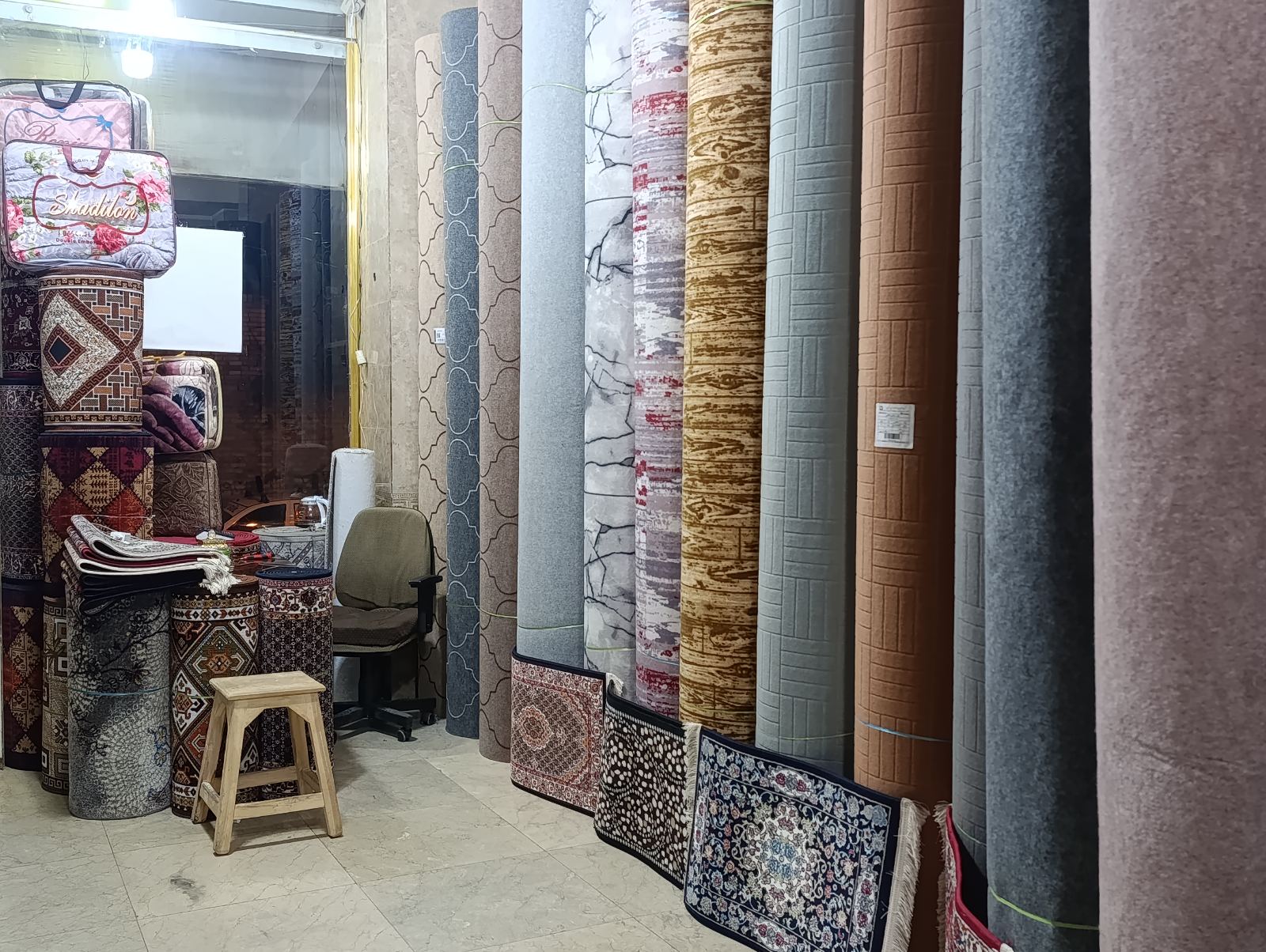 فروشگاه فرش وموکت آذربایجان خلیل زاده