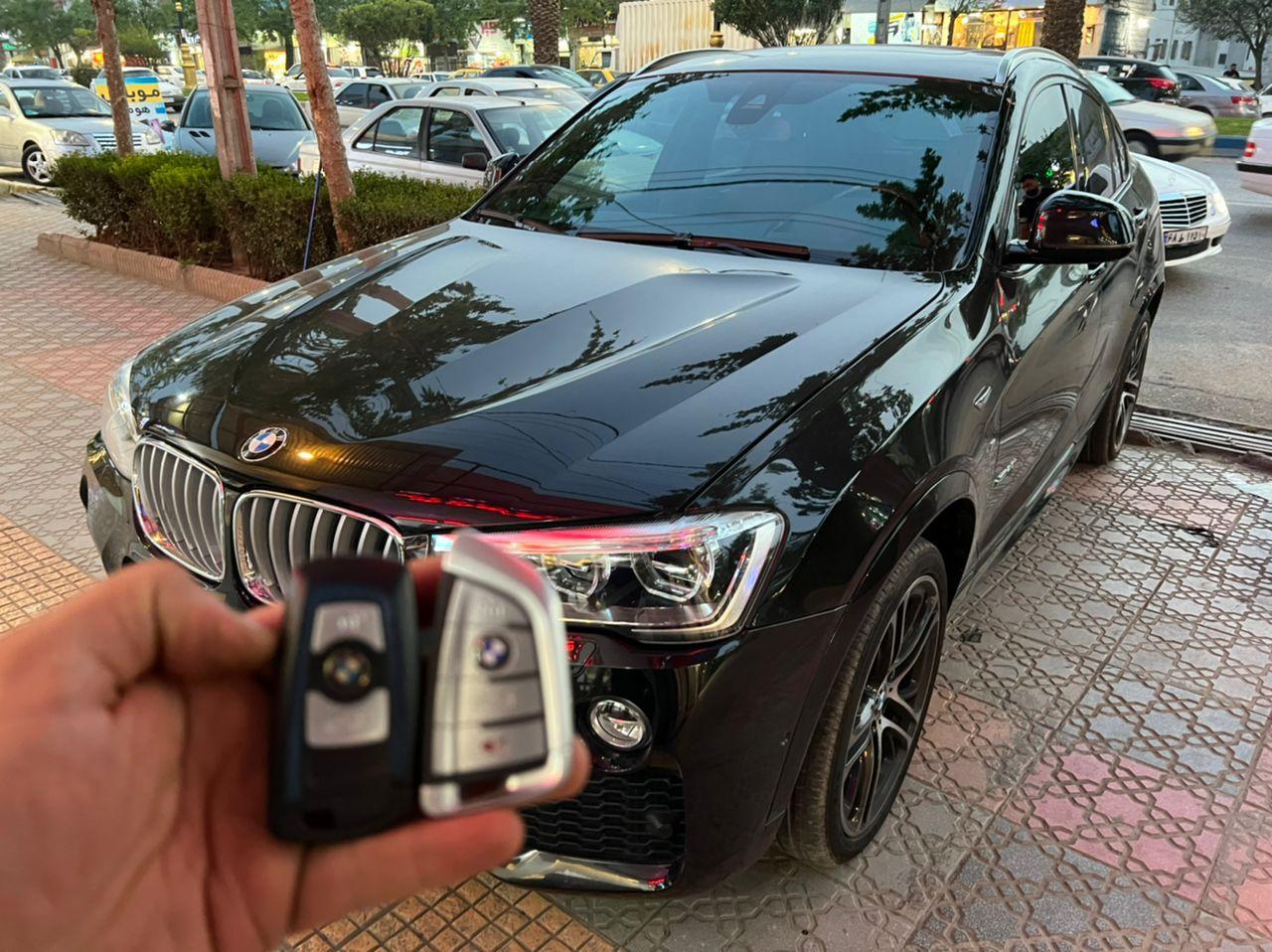 کلید و ریموت موسوی