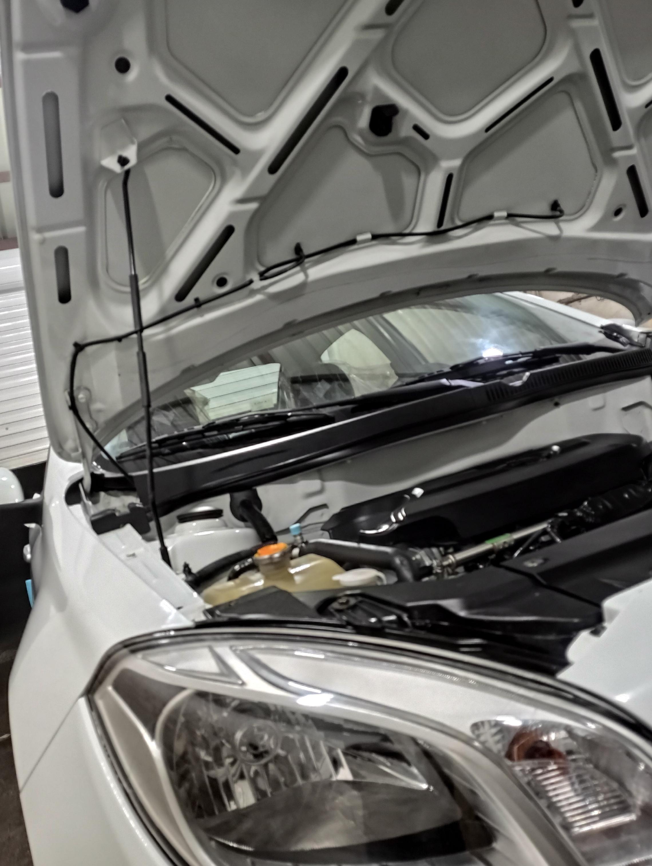 دیتیلینگ و کارواش اتوکاسپین (حسین پور)