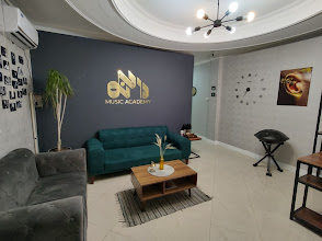 آموزشگاه‌ موسیقی‌ دانک