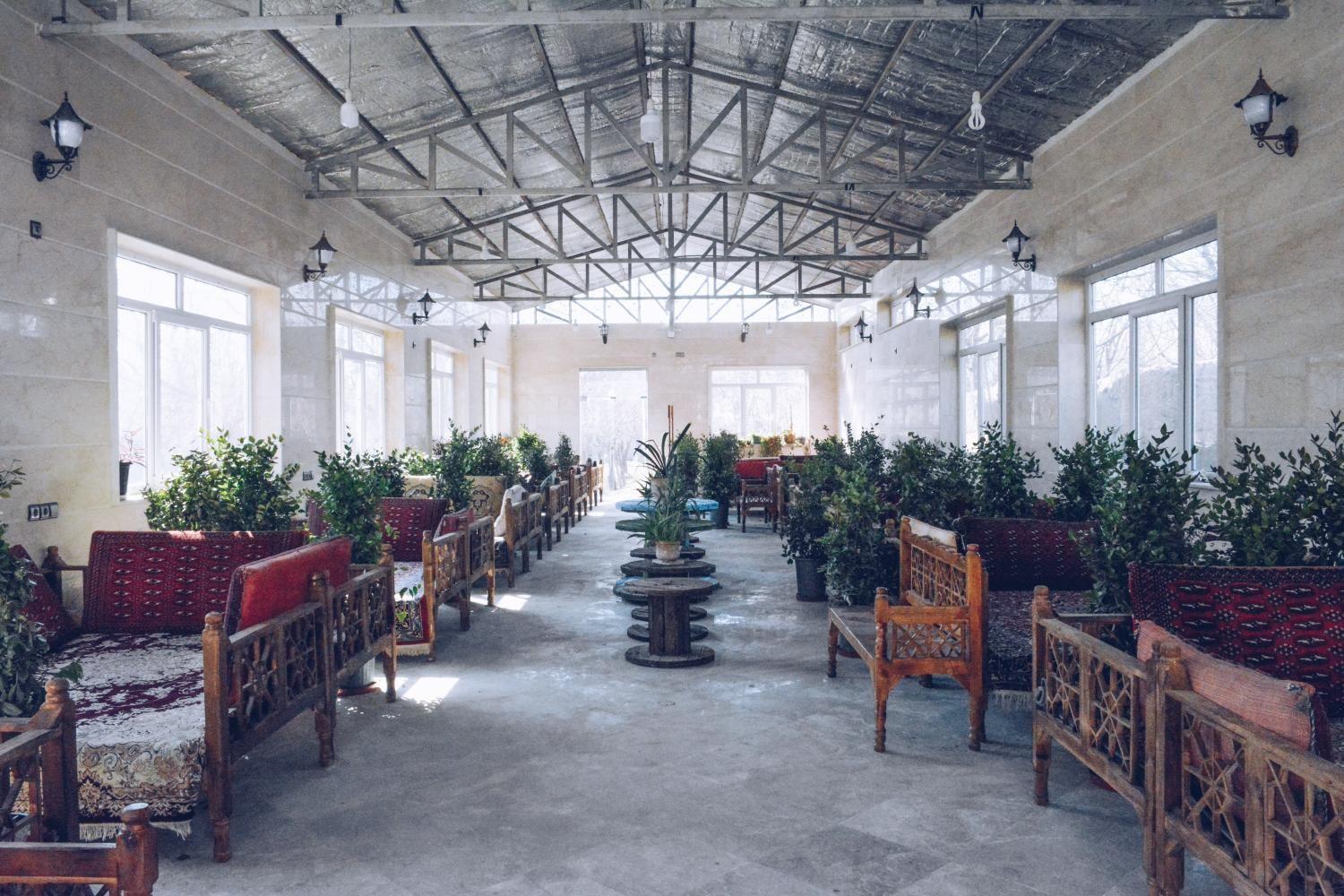 کباب سرای باغ آلبالو