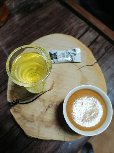 کافه قهوه ترمه