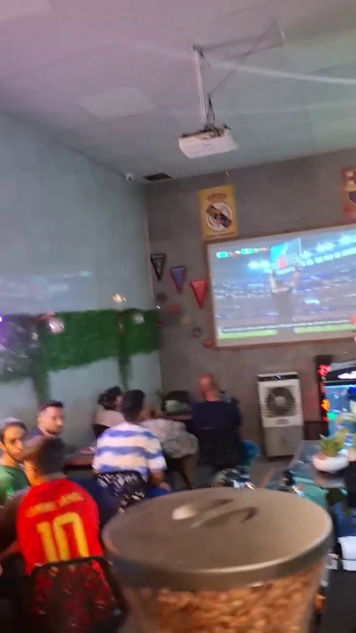 کافه فوتبال گل