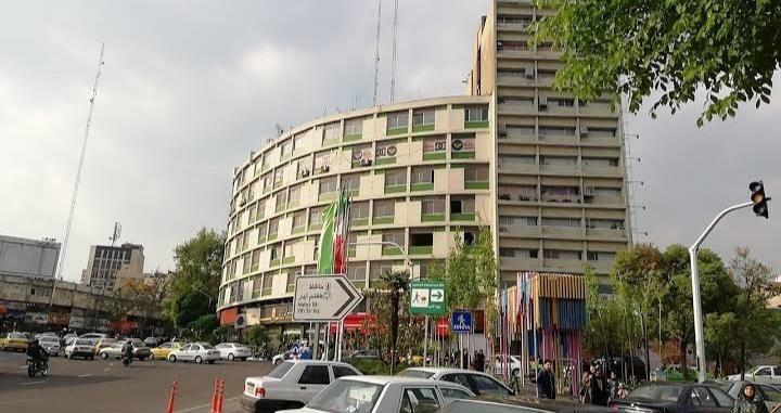 ایستگاه مترو میدان ولیعصر