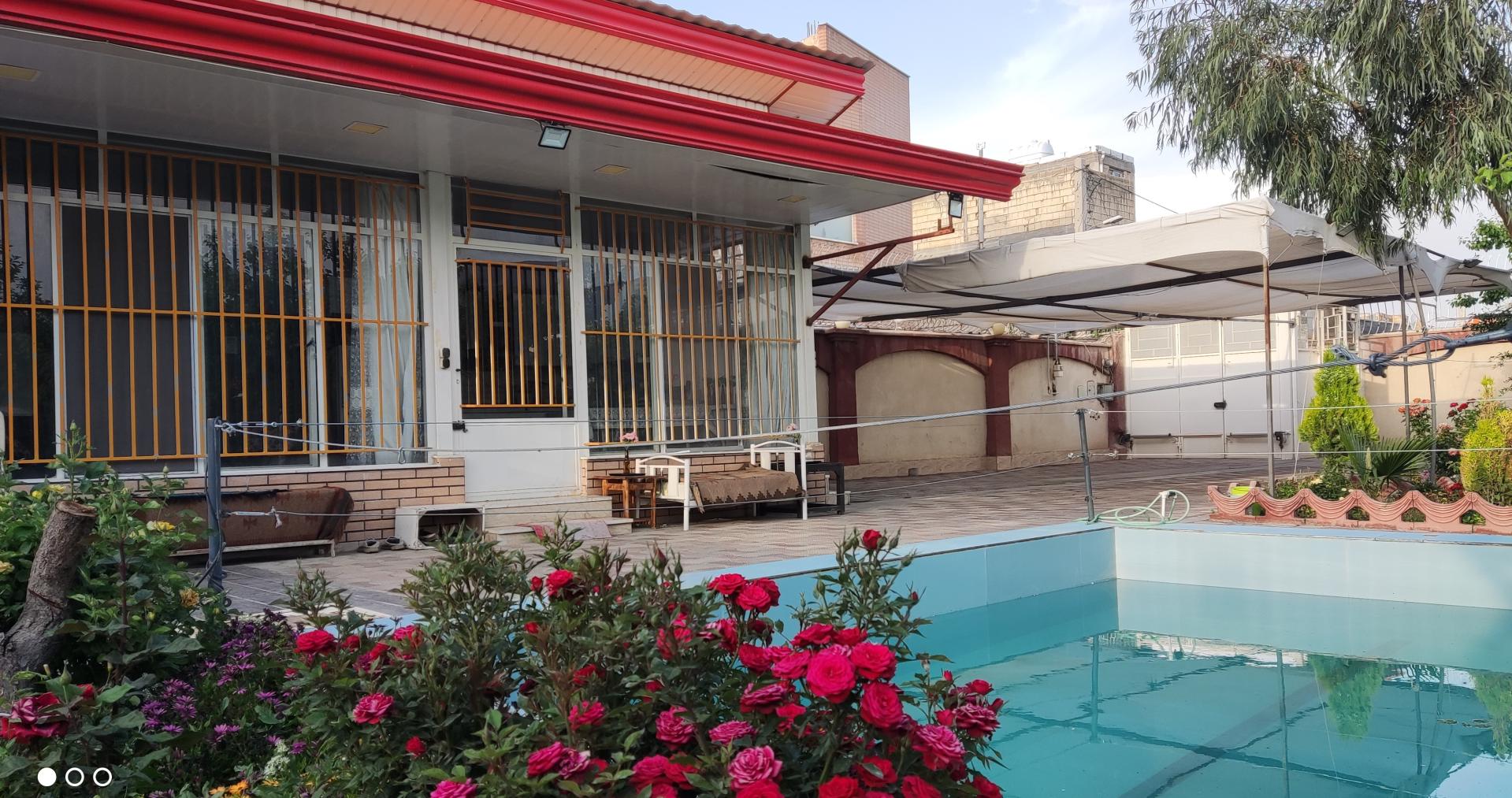 سفره خانه آلبالو