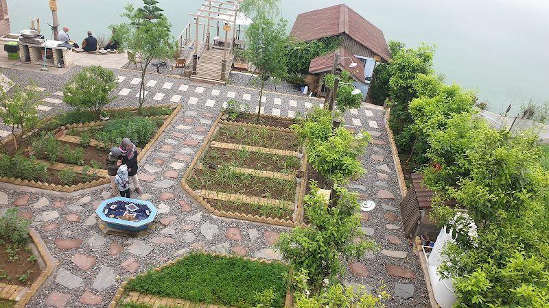 اقامتگاه بومگردی زیال