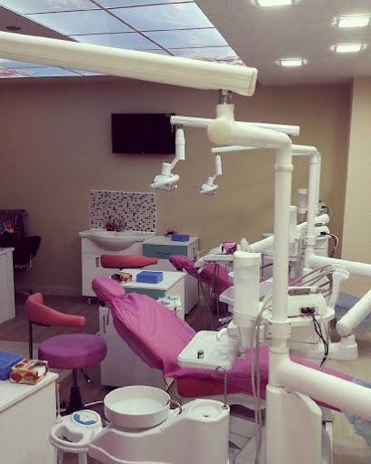 کلینیک تخصصی دندانپزشکی نشاط