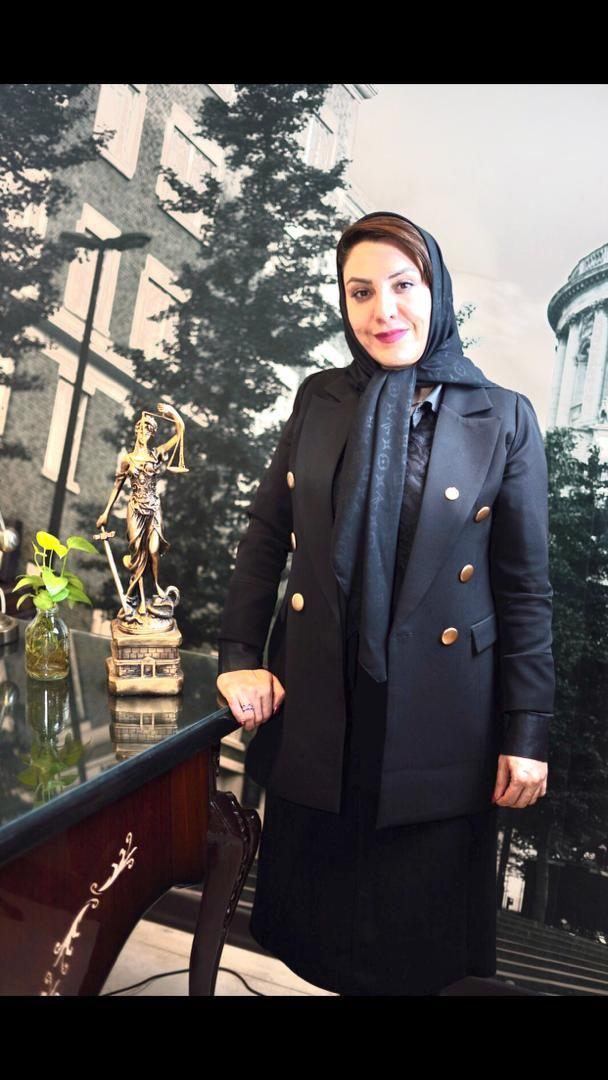 دفتر وکالت سمیه نیازیان