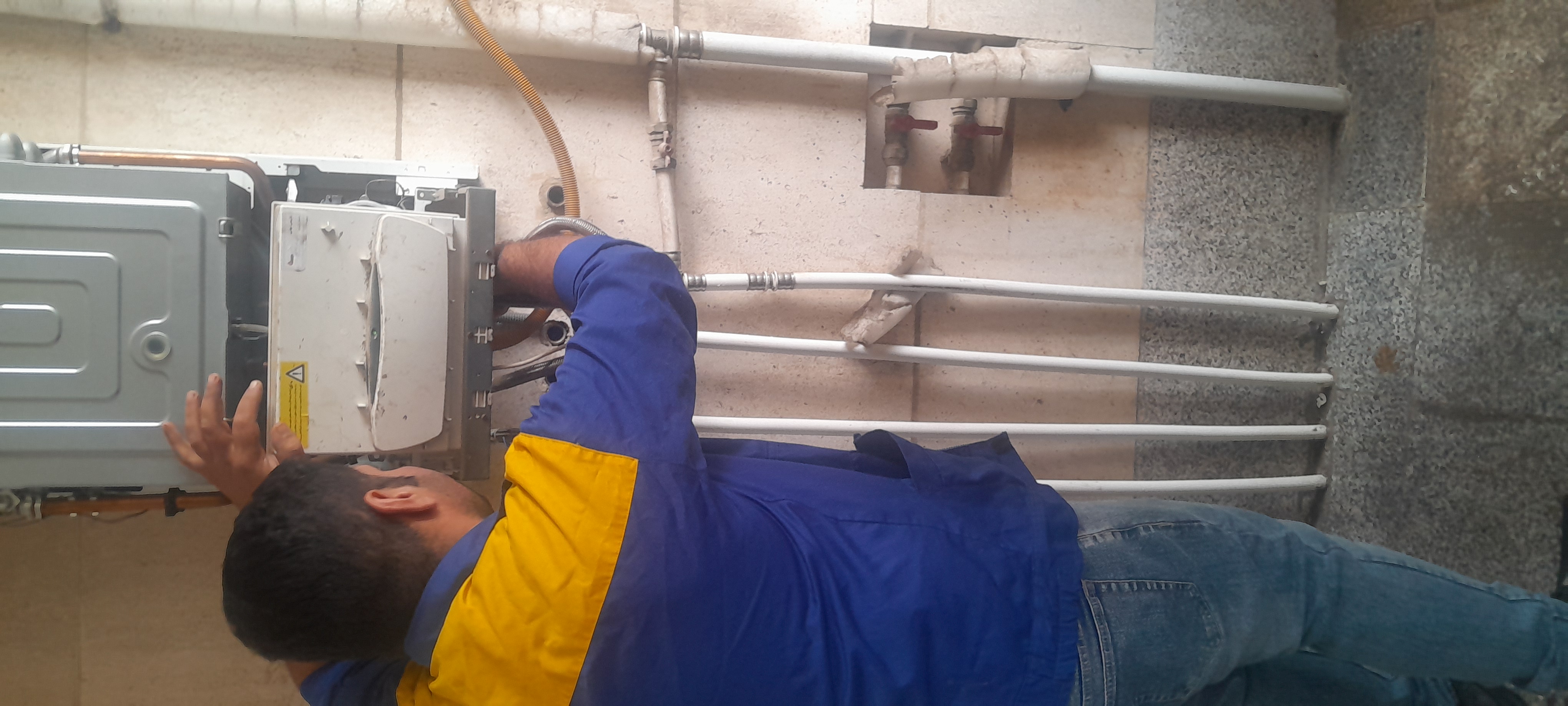 خدمات فنی برودتی ایران دما