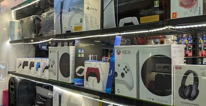 کنسول بازی پاسداران ( moein gamezone)