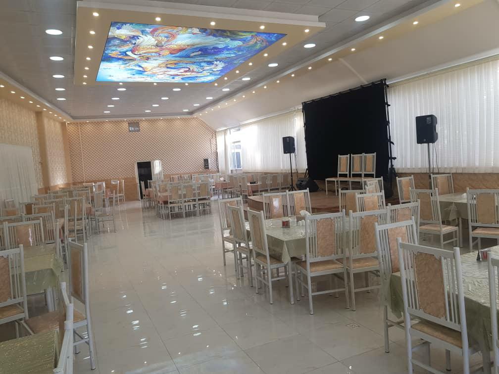 رستوران وتالارباغ لاچین