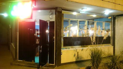 کافه اردیبهشت