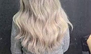 خدمات تخصصی رنگ و لایت کراتین مو براتی