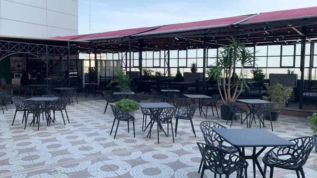 کافی شاپ بام ایرانی