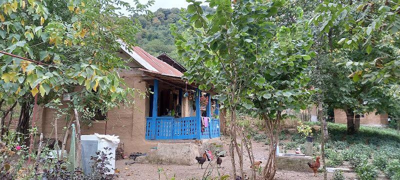 اقامتگاه بومگردی تی تی بوم